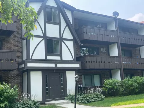 13 Timber Ln #6, Vernon Hills, IL 60061