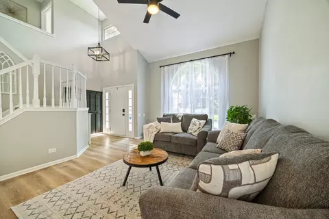 Living - 414 Summersweet Ln, Bartlett, IL 60103 photo 1 of 3