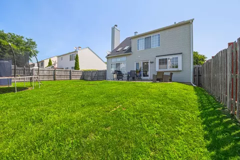 Exterior - 414 Summersweet Ln, Bartlett, IL 60103 photo 6 of 6