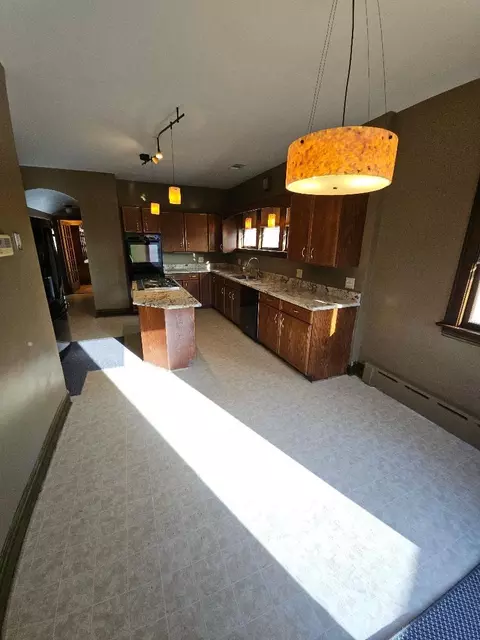 Kitchen - 2914 Maple Ave, Berwyn, IL 60402 photo 3 of 3