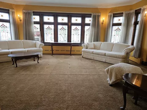 Living - 2914 Maple Ave, Berwyn, IL 60402 photo 4 of 11