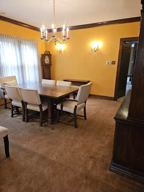 Dining - 2914 Maple Ave, Berwyn, IL 60402 photo 4 of 5