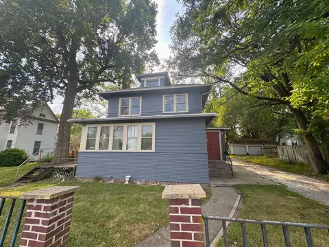 1003 N Randolph St, Champaign, IL 61820