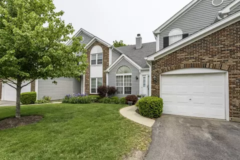 1851 Salem Ct, Gurnee, IL 60031