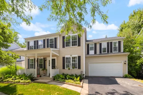570 Truman Dr, Oswego, IL 60543