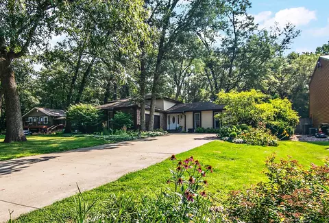 16 Deerfield Ave, Kankakee, IL 60901