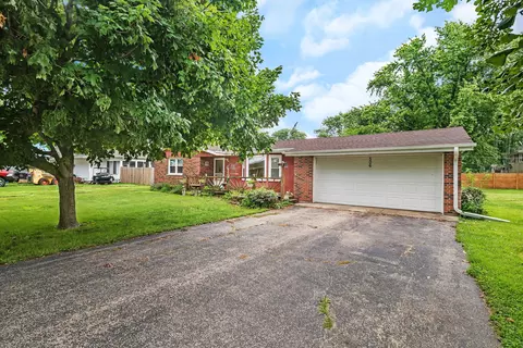 506 Joann St, Mazon, IL 60444 photo 2