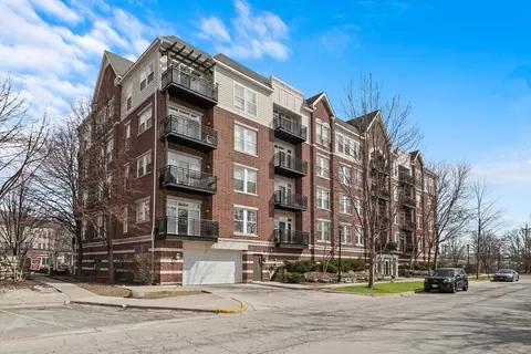 7753 Van Buren St #306, Forest Park, IL 60130