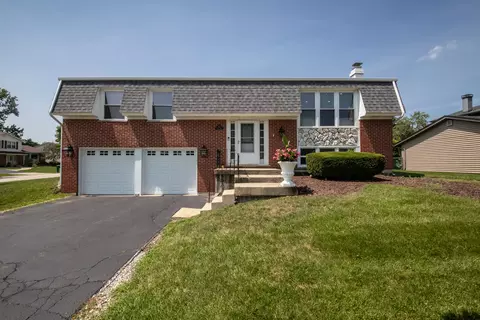1415 Worden Way, Elk Grove Village, IL 60007