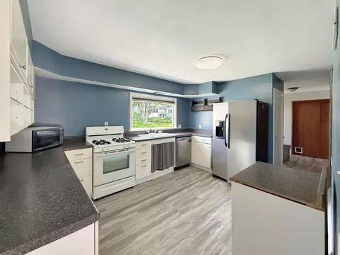 Kitchen - 1155 Lacresta Dr, Freeport, IL 61032 photo 1 of 2