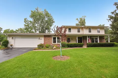 915 Talbot Ave, Lake Bluff, IL 60044