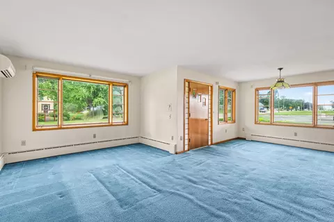 328 E Union St, Rockton, IL 61072 photo 9