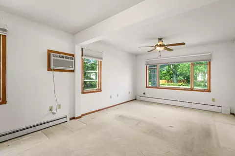 328 E Union St, Rockton, IL 61072 photo 16