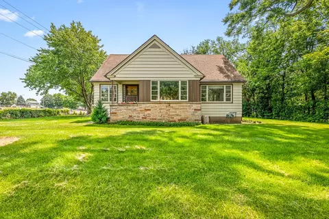 328 E Union St, Rockton, IL 61072 photo 6