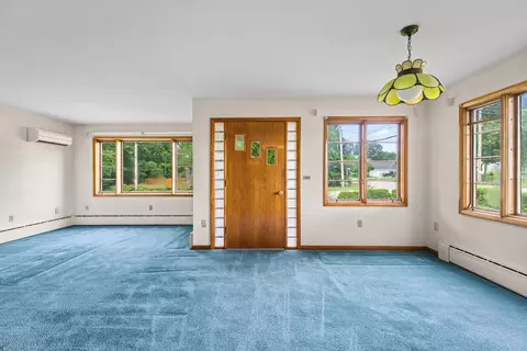 328 E Union St, Rockton, IL 61072 photo 7