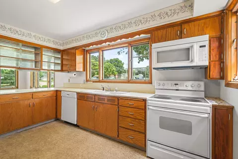 328 E Union St, Rockton, IL 61072 photo 14