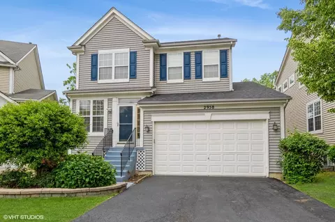 2958 Scott Ct, Lisle, IL 60532