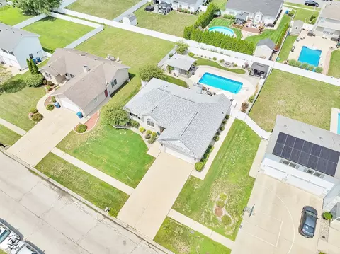 905 Magnolia Dr, Bourbonnais, IL 60914