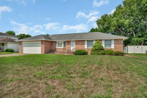 434 S Comet Dr, Braidwood, IL 60408