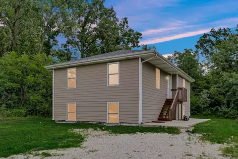 2132 California Ave, Lockport, IL 60441