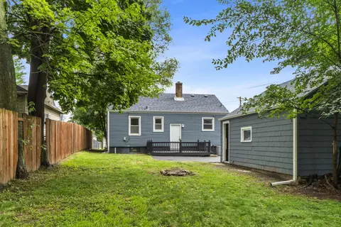 Exterior - 420 Ann St N, Elgin, IL 60120 photo 3 of 3