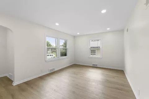 Living - 420 Ann St N, Elgin, IL 60120 photo 3 of 3