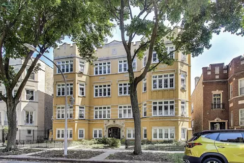 7519 N Claremont Ave #2S, Chicago, IL 60645