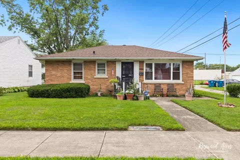 1351 S 5th Ave, Kankakee, IL 60901
