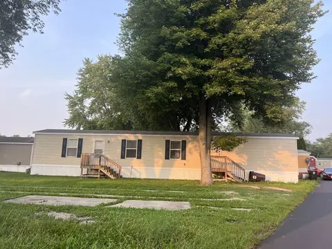 1233 Cypress Ln, Rantoul, IL 61866