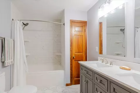 5 Gloucester Cir, Bloomington, IL 61704 photo 35