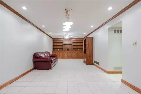 5 Gloucester Cir, Bloomington, IL 61704 photo 42