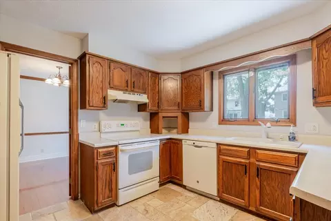 5 Gloucester Cir, Bloomington, IL 61704 photo 15