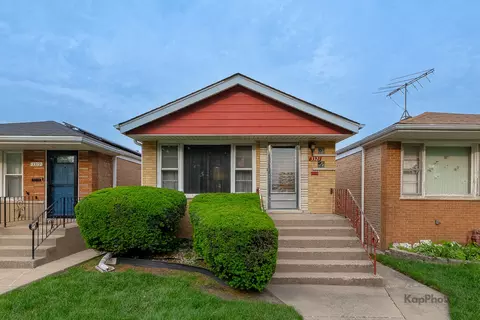 3321 S Seeley Ave, Chicago, IL 60608