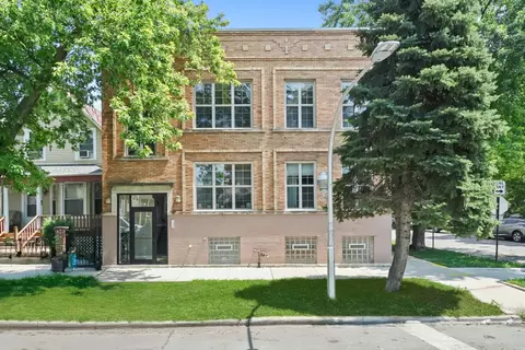 3901 N Troy St #2, Chicago, IL 60618