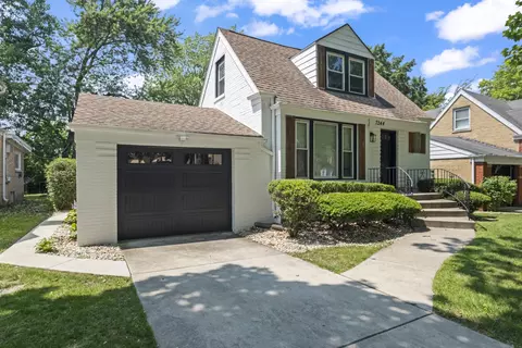 7244 N Kilpatrick Ave, Lincolnwood, IL 60712
