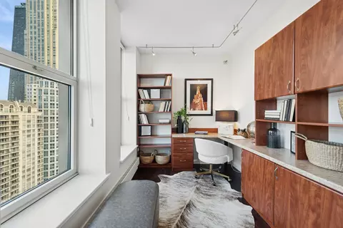 25 E Superior St #2402, Chicago, IL 60611 photo 18
