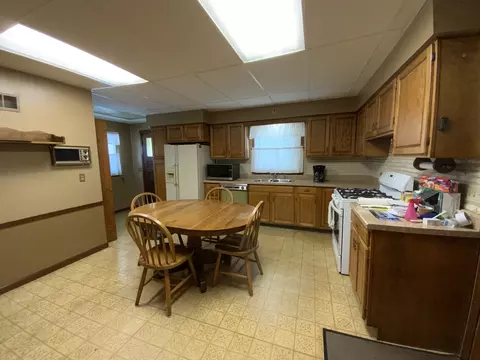 Kitchen - 403 Edwards St, Aurora, IL 60505 photo 1 of 2