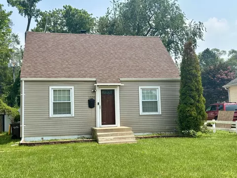 1520 Log Cabin Ave, Rockford, IL 61108