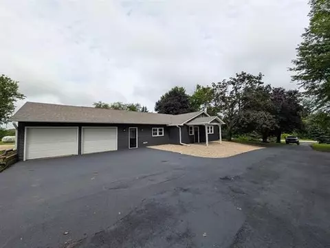 14202 Fritz Rd, Durand, IL 61024