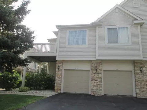 4518 Hilltop Dr, Loves Park, IL 61111