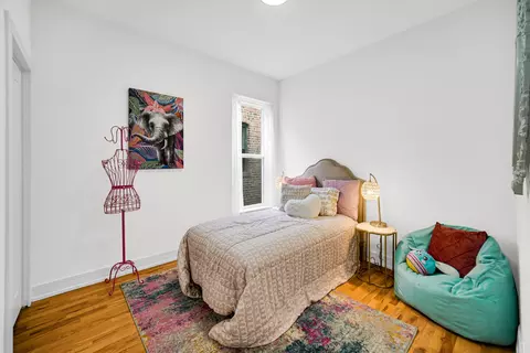 Bedroom - 4752 S Champlain Ave, Chicago, IL 60615 photo 2 of 4