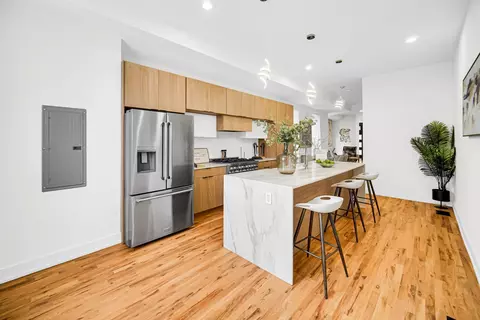 Kitchen - 4752 S Champlain Ave, Chicago, IL 60615 photo 2 of 3