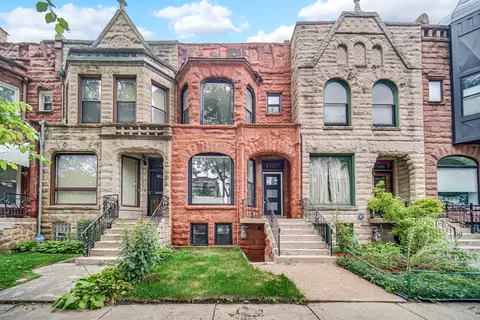 Exterior - 4752 S Champlain Ave, Chicago, IL 60615 photo 2 of 3
