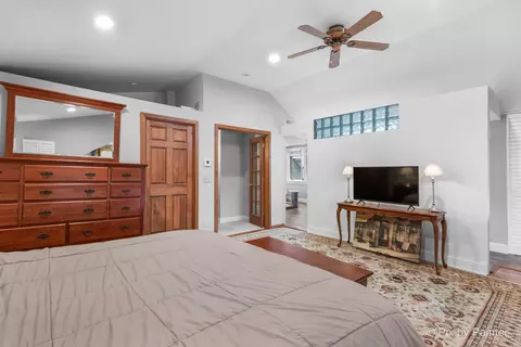 Bedroom - 2301 Fairview Ave, Johnsburg, IL 60051 photo 2 of 4
