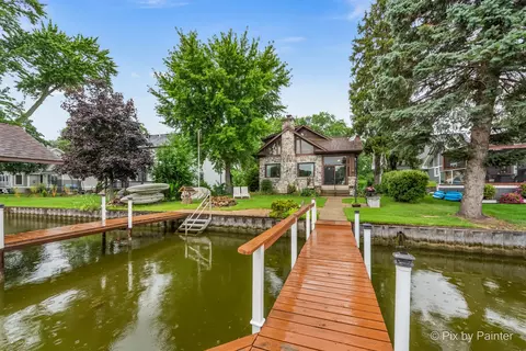 Exterior - 2301 Fairview Ave, Johnsburg, IL 60051 photo 11 of 19