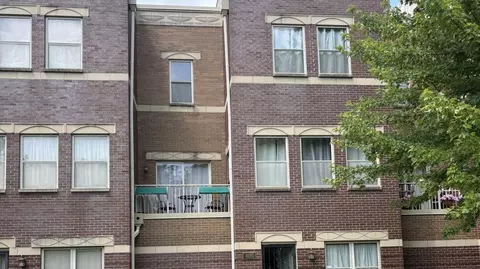 4115 S Maryland Ave, Chicago, IL 60638