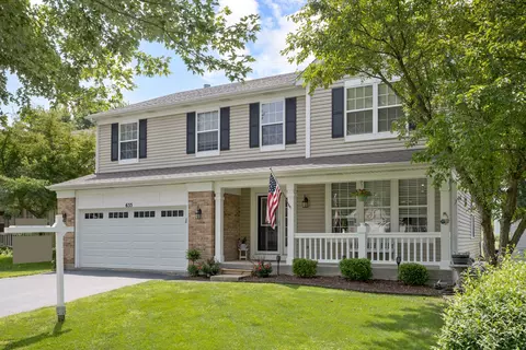 655 S Haverhill Ln, South Elgin, IL 60177