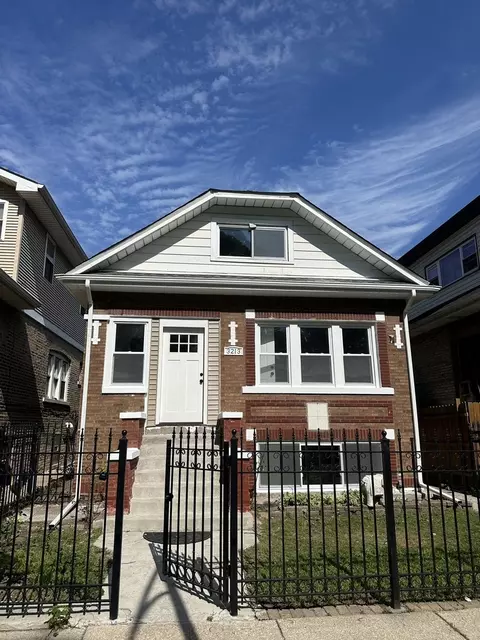 3213 S Keeler Ave, Chicago, IL 60623