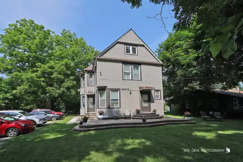 38878 N Sheridan Rd, Beach Park, IL 60099