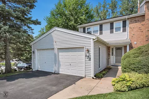 172 Pamela Dr, Bolingbrook, IL 60440